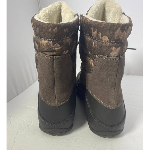 The North Face women's waterproof winter boots size 6.5 - Picture 3 of 9